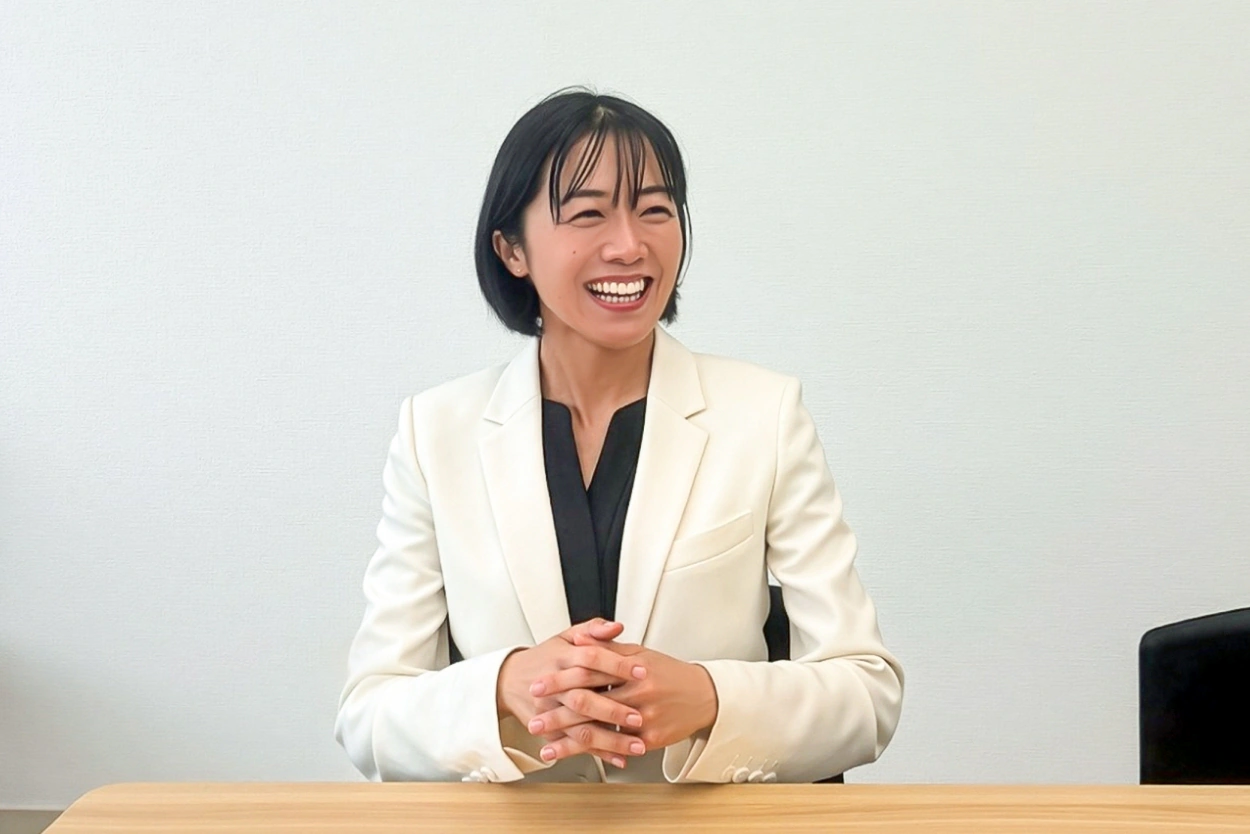 インタビューに答える大原英子様