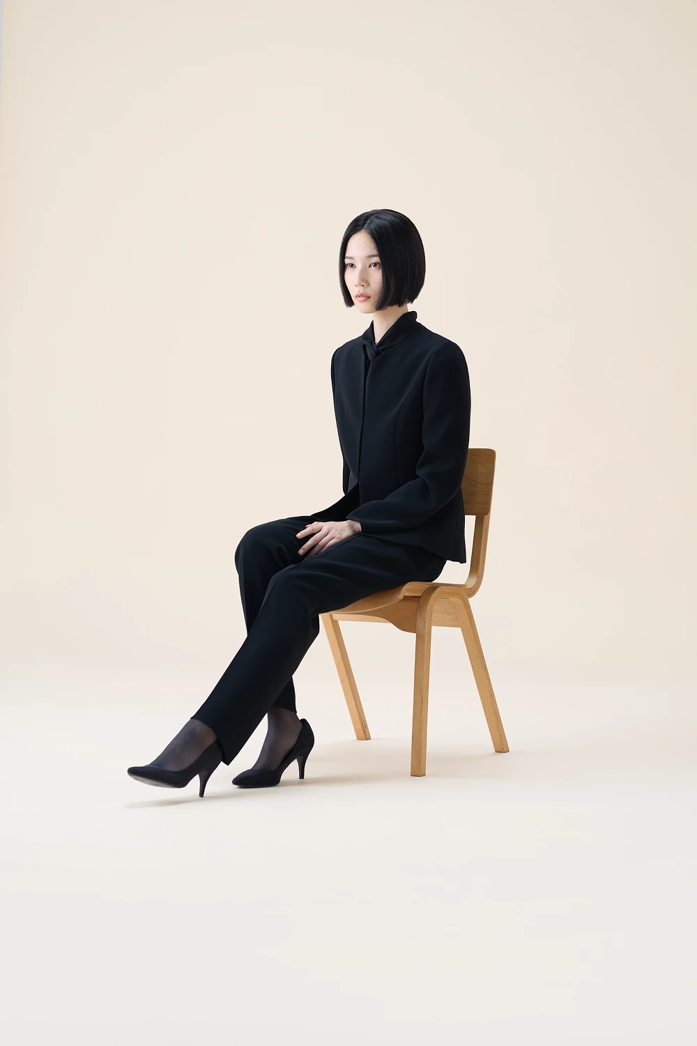 パンツスーツ 4